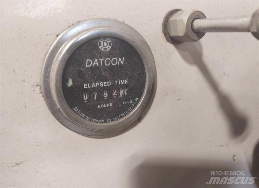 Finn B70T ホッパー、ブロワー、エレベーター