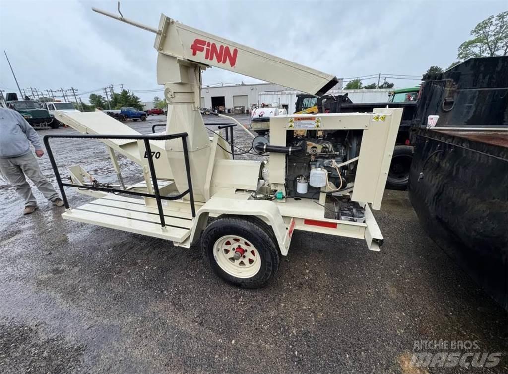 Finn B70T ホッパー、ブロワー、エレベーター