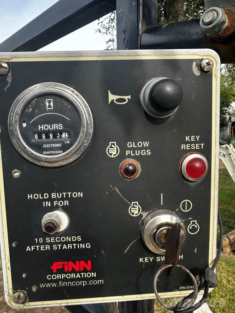 Finn T120 ホッパー、ブロワー、エレベーター