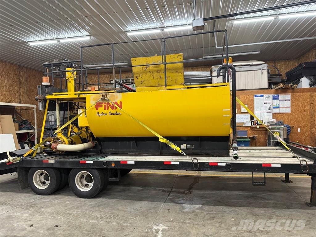 Finn T170 ホッパー、ブロワー、エレベーター