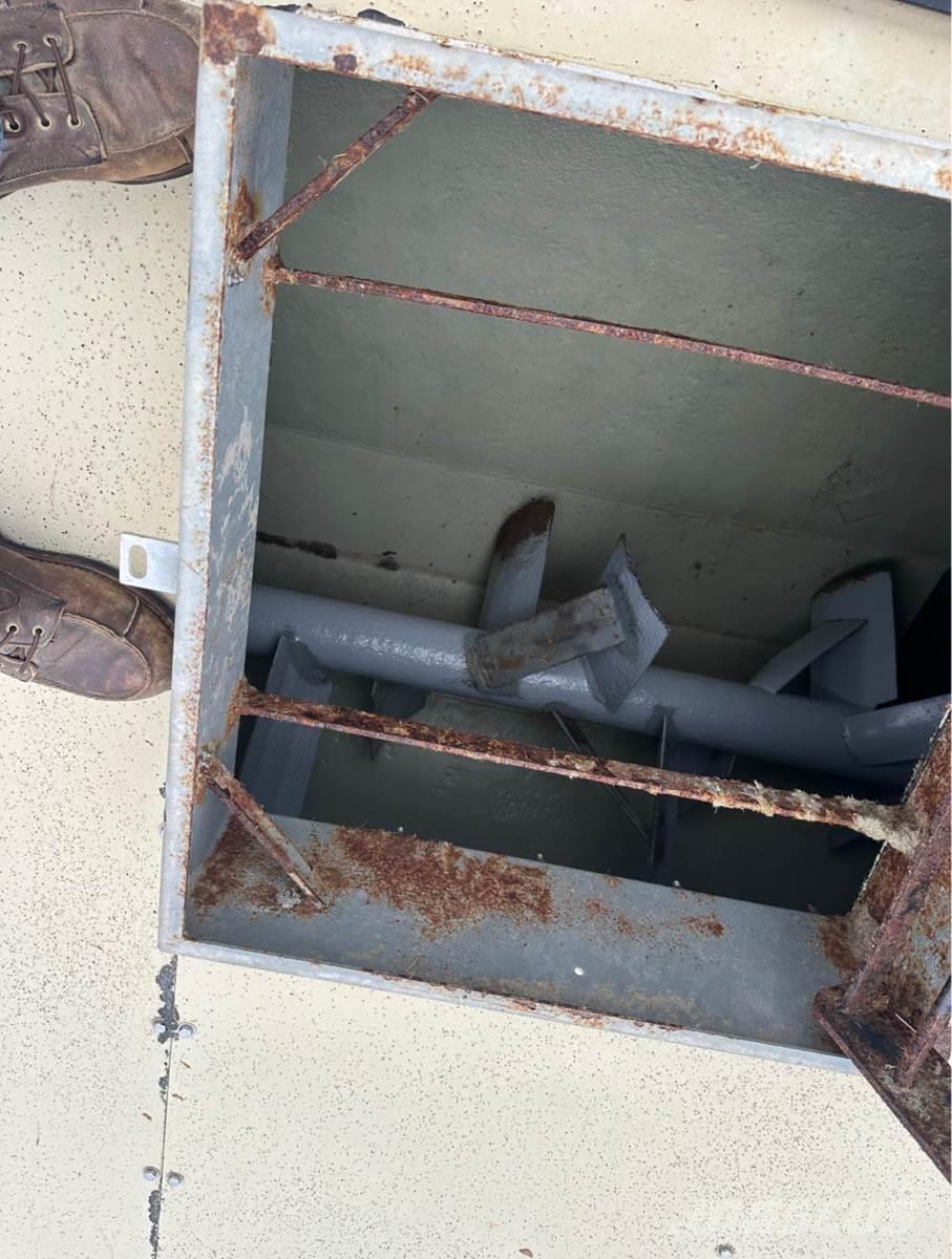 Finn T170 ホッパー、ブロワー、エレベーター