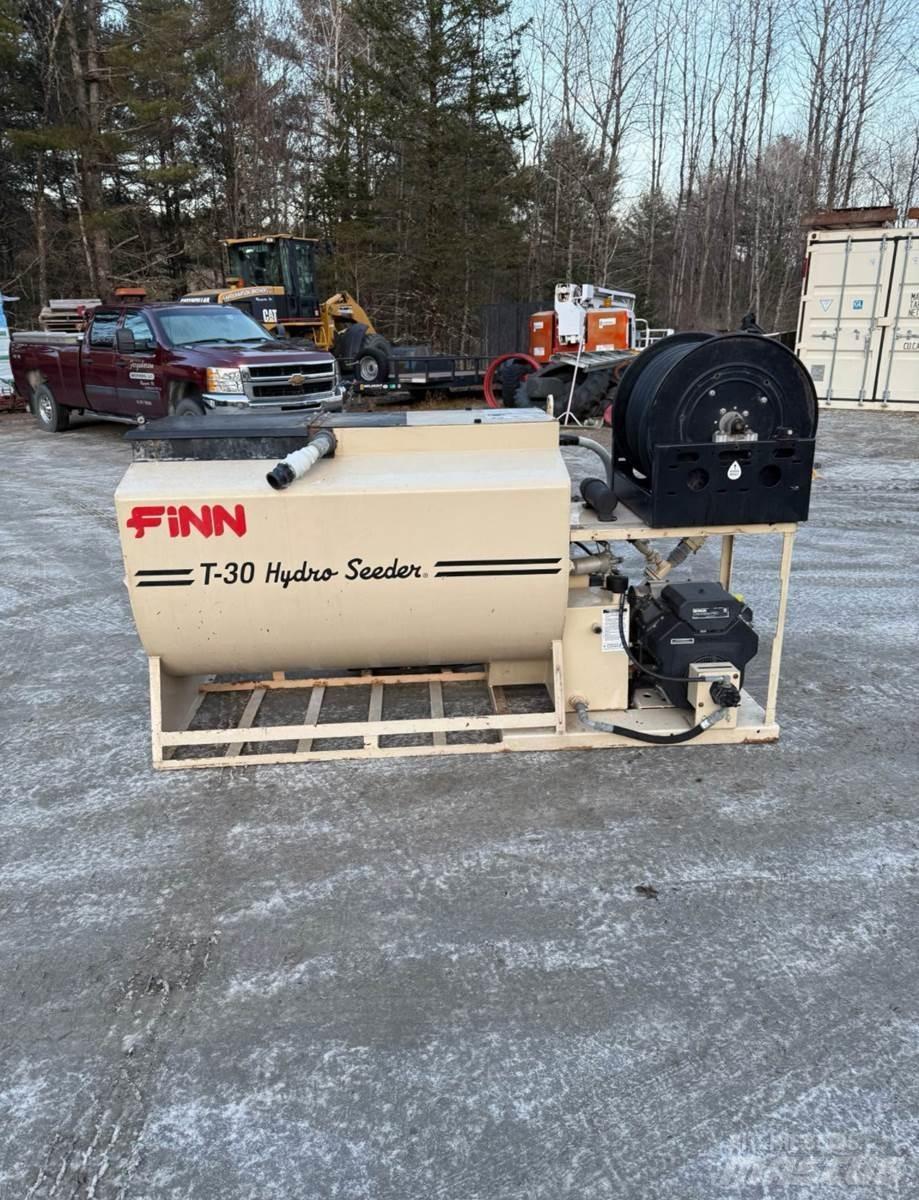 Finn T30 ホッパー、ブロワー、エレベーター