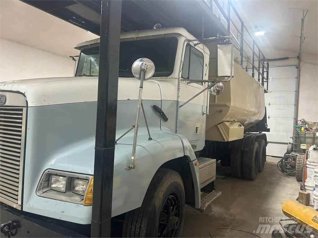 Finn T330 ホッパー、ブロワー、エレベーター