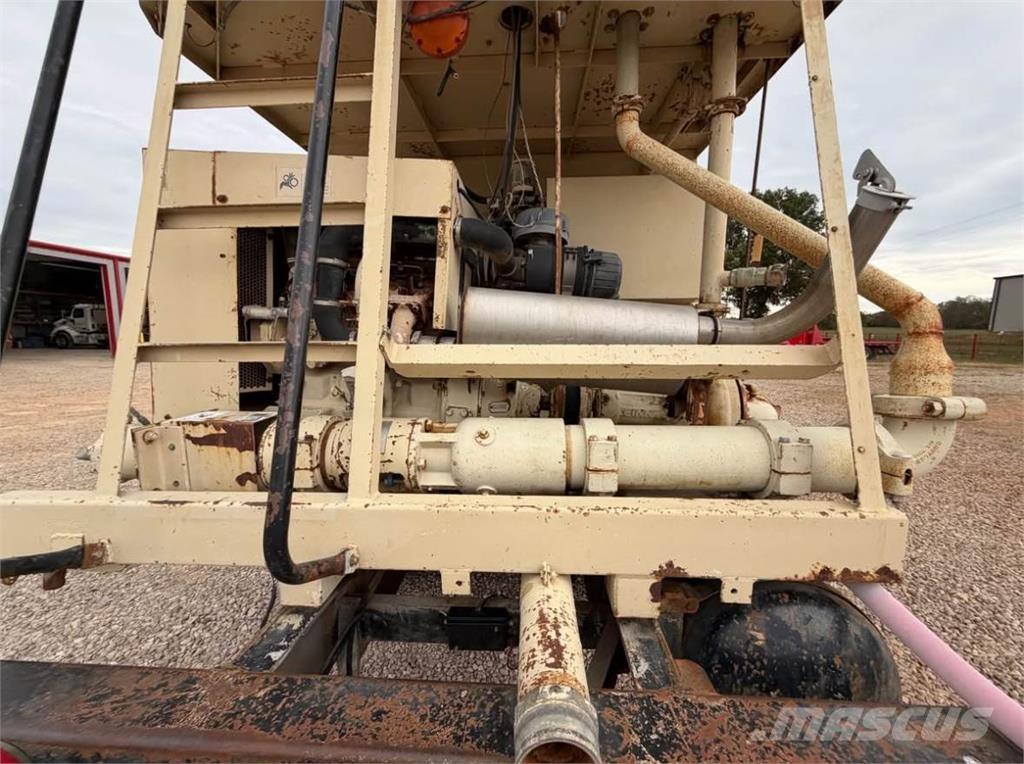 Finn T330 ホッパー、ブロワー、エレベーター