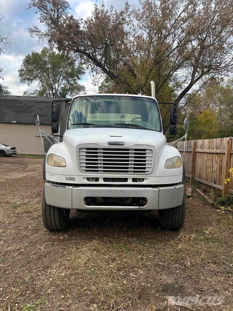 Finn T330 ホッパー、ブロワー、エレベーター