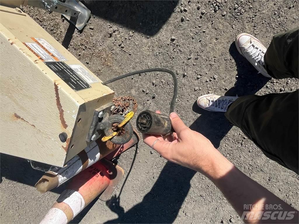Finn T75T ホッパー、ブロワー、エレベーター