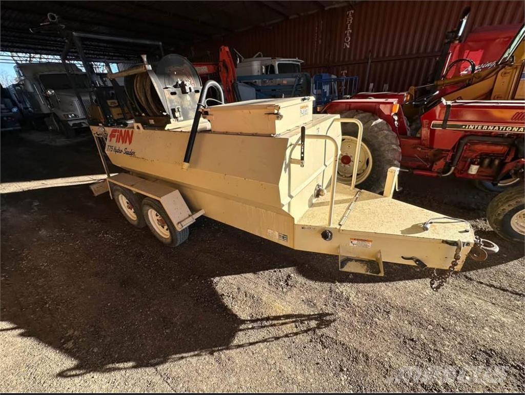 Finn T75T ホッパー、ブロワー、エレベーター