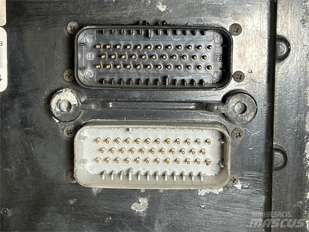 Ford  電子機器