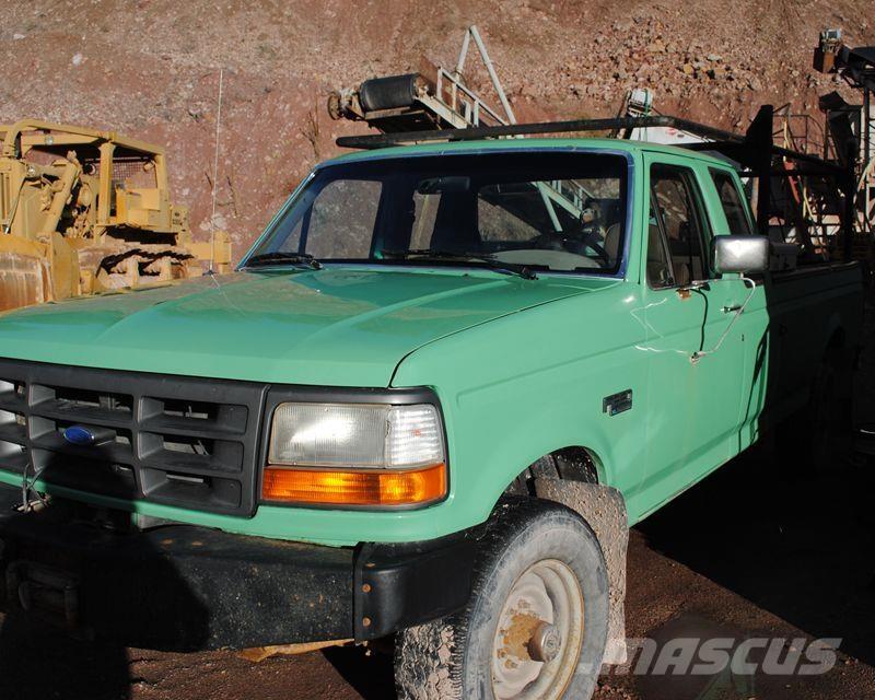Ford F-250 ピックアップ／ドロップサイド