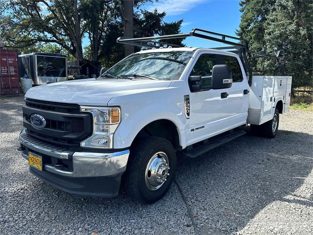 Ford F-350 多目的／汎用車両