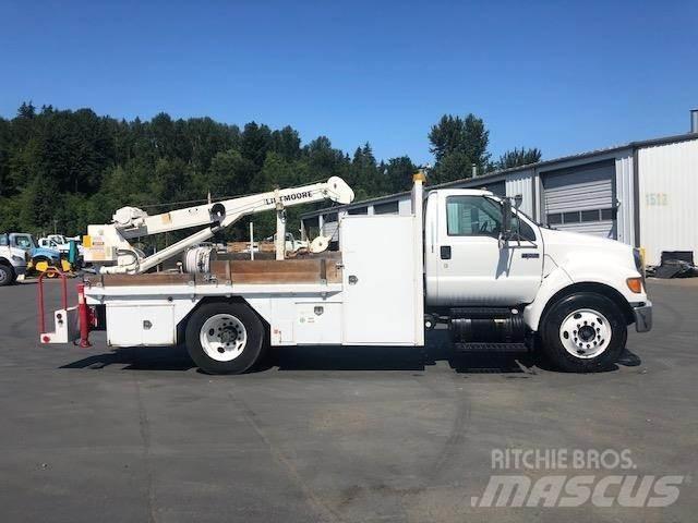 Ford F-650 多目的／汎用車両