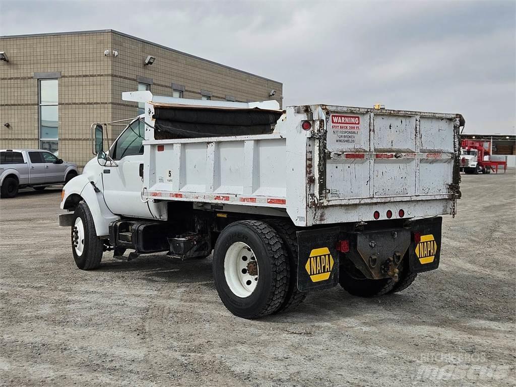 Ford F-650 ダンプ