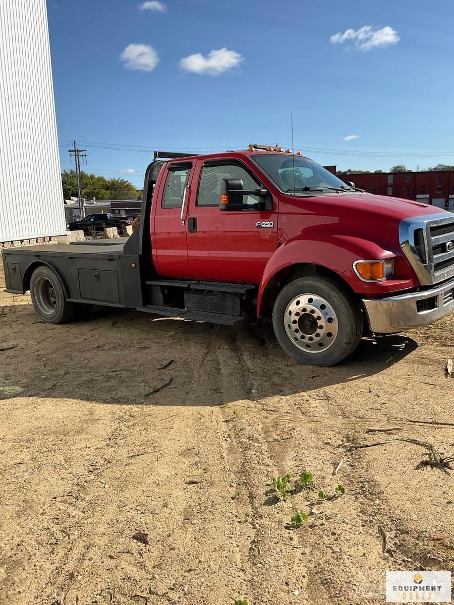 Ford F-650 多目的／汎用車両
