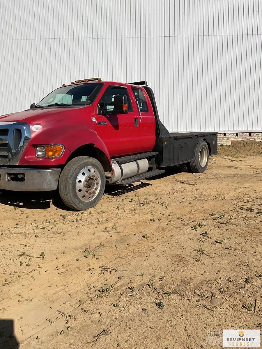 Ford F-650 多目的／汎用車両