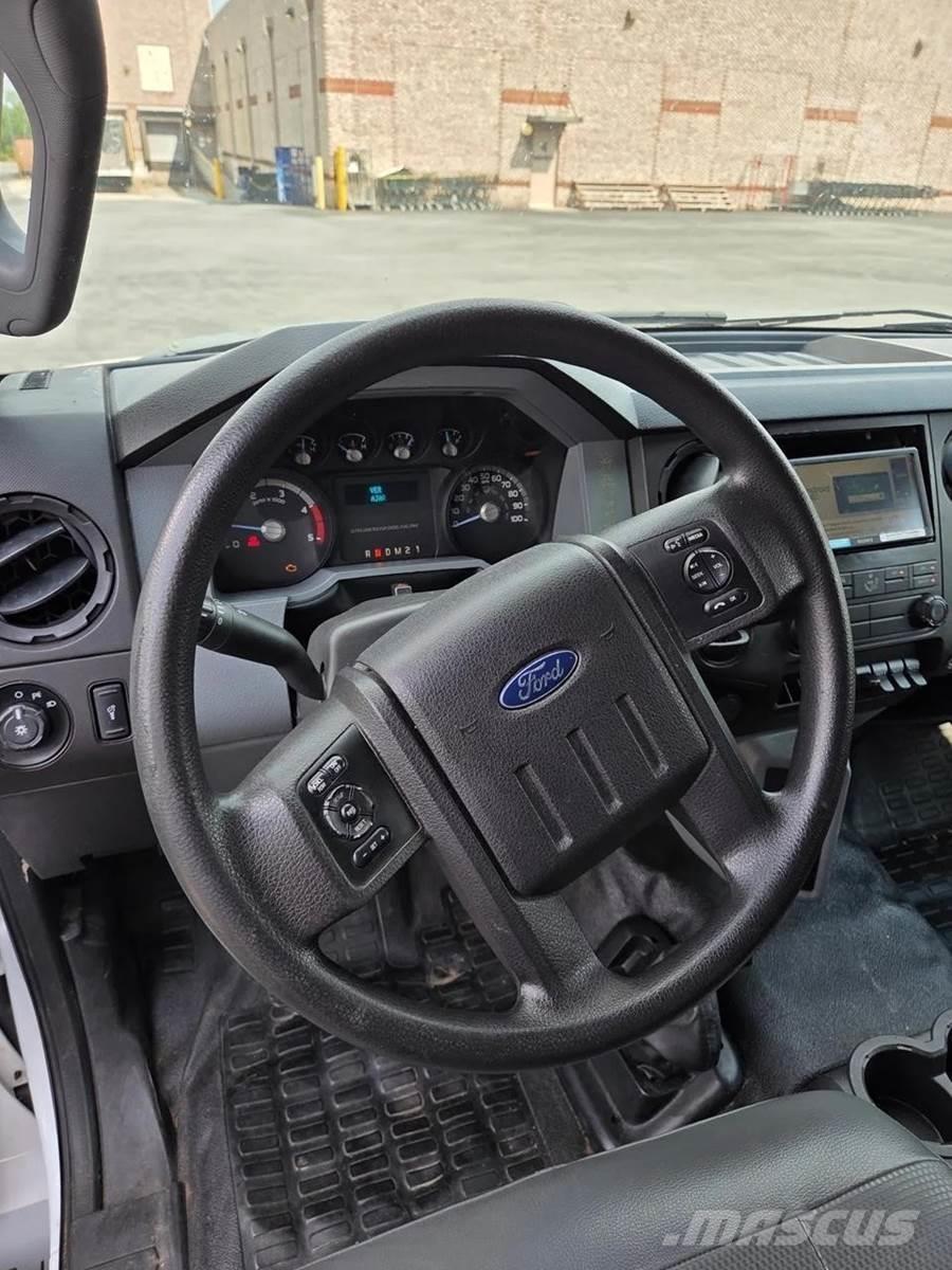 Ford F-650 ボックスボディー、ウイング、箱車