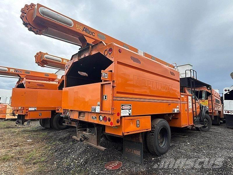 Ford F-750 トラック高所作業車
