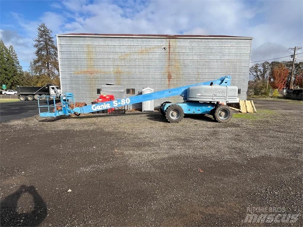 Genie S-80 垂直昇降型リフト