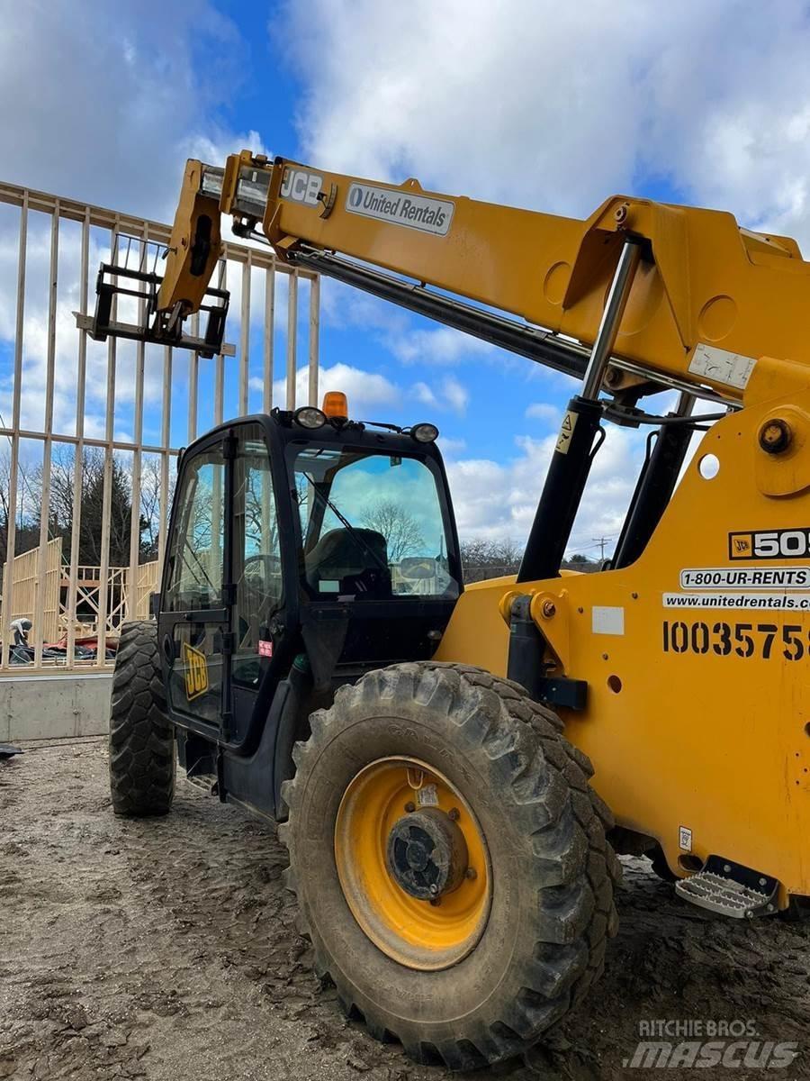 JCB 509-42 テレスコーピックハンドラー