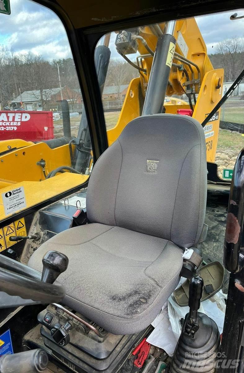 JCB 509-42 テレスコーピックハンドラー