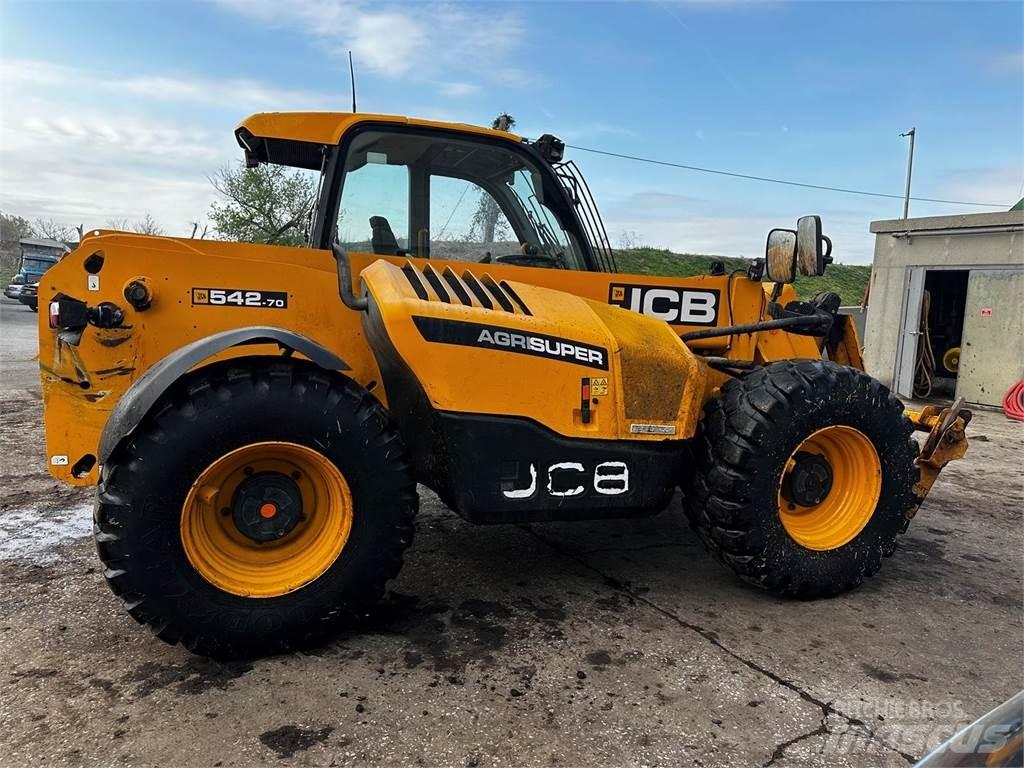JCB 542-70 テレスコーピックハンドラー