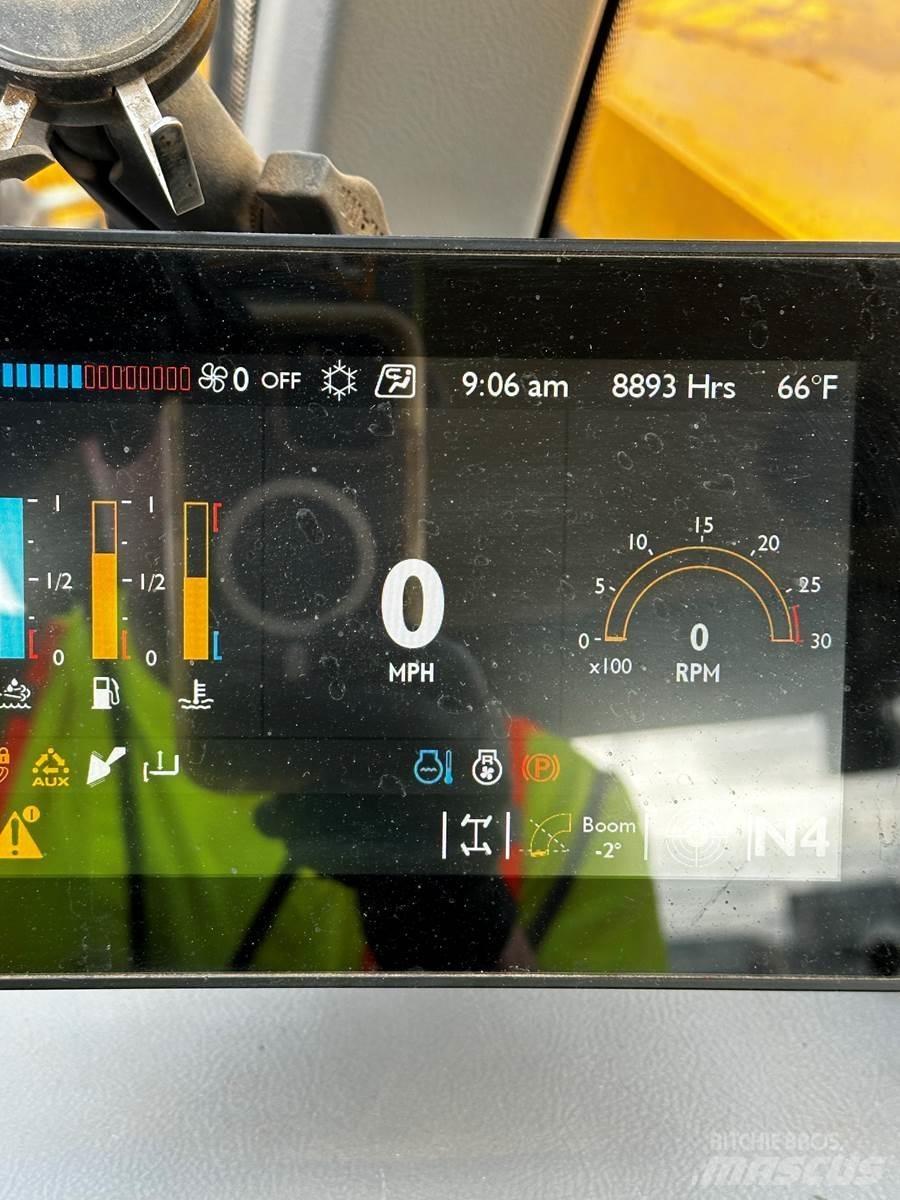JCB 542-70 テレスコーピックハンドラー