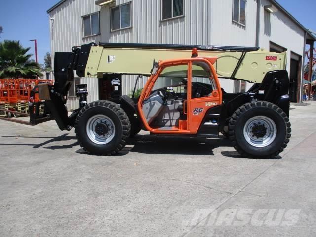 JLG 1055 テレスコーピックハンドラー