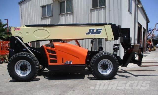 JLG 1055 テレスコーピックハンドラー