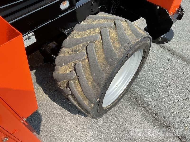 JLG 260MRT シザースリフト