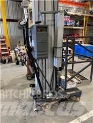 JLG 38AM 垂直昇降型リフト