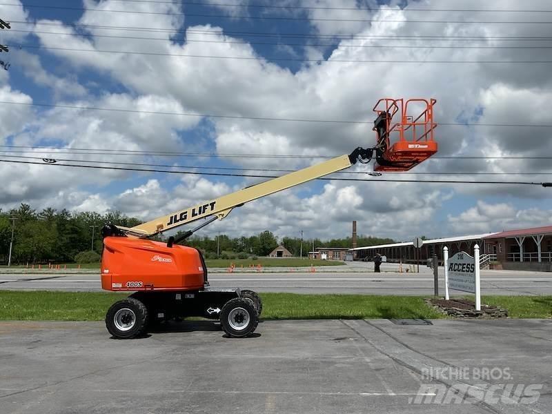 JLG 400S ブームリフト　直伸型