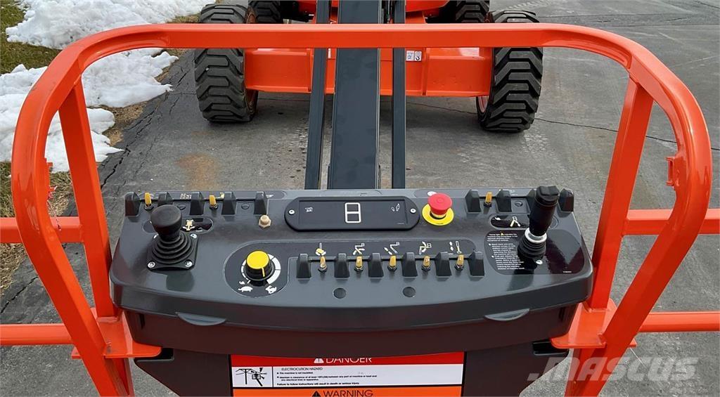 JLG 600AJ その他リフトとプラットフォーム