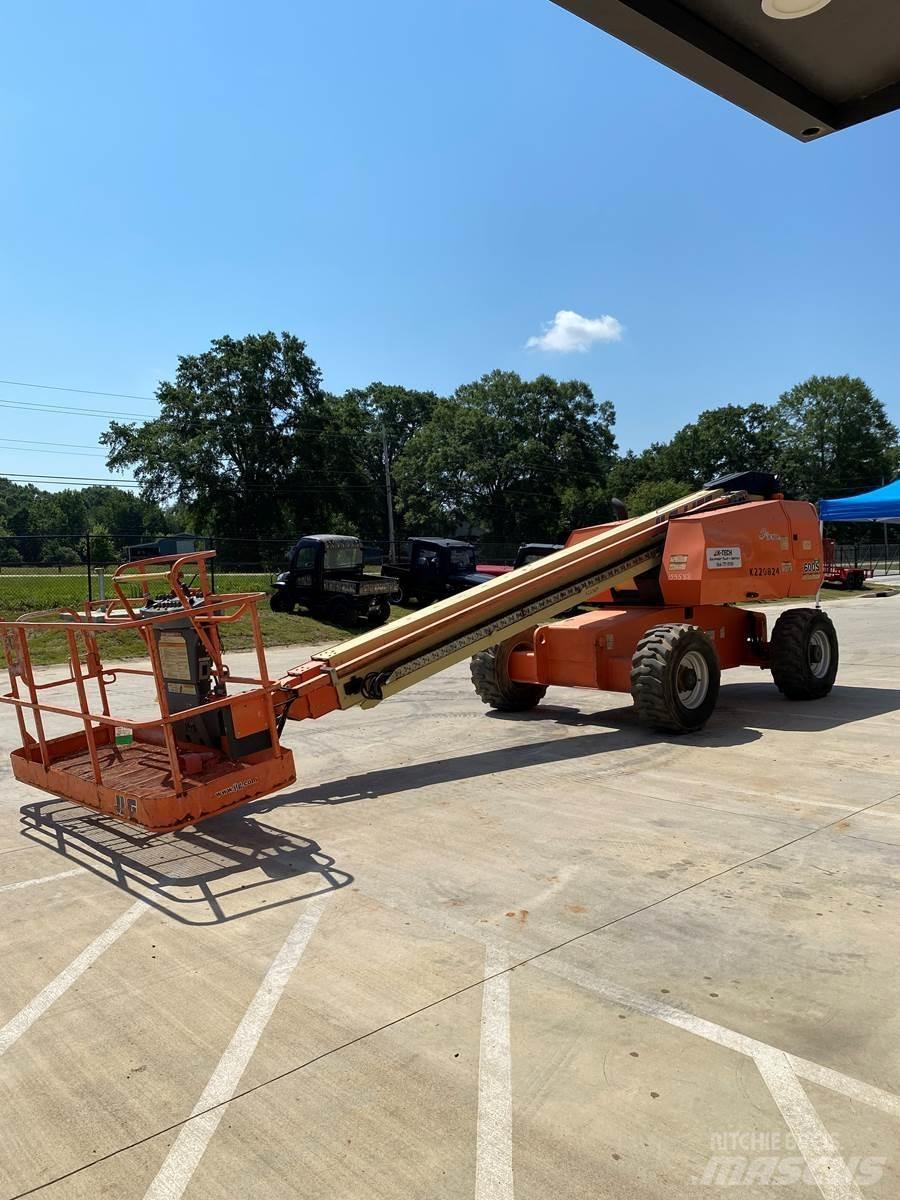 JLG 600S ブームリフト　直伸型