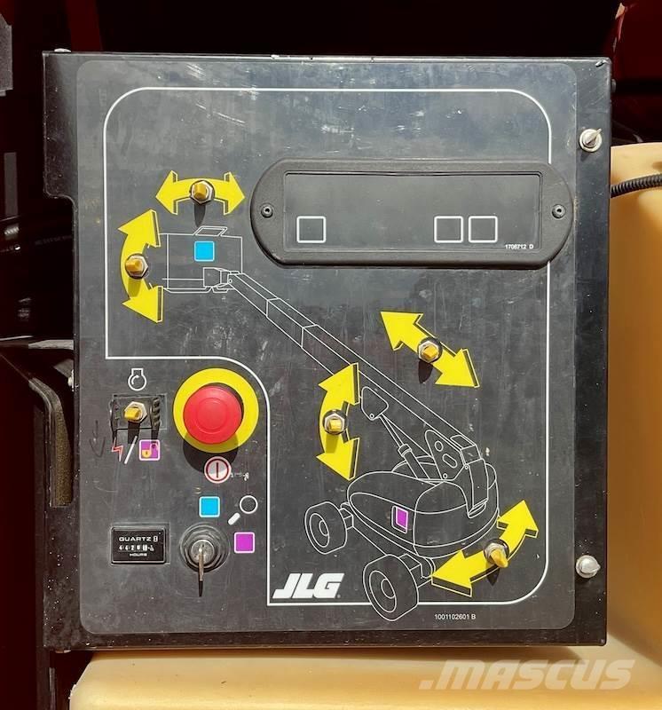 JLG 600S ブームリフト　直伸型