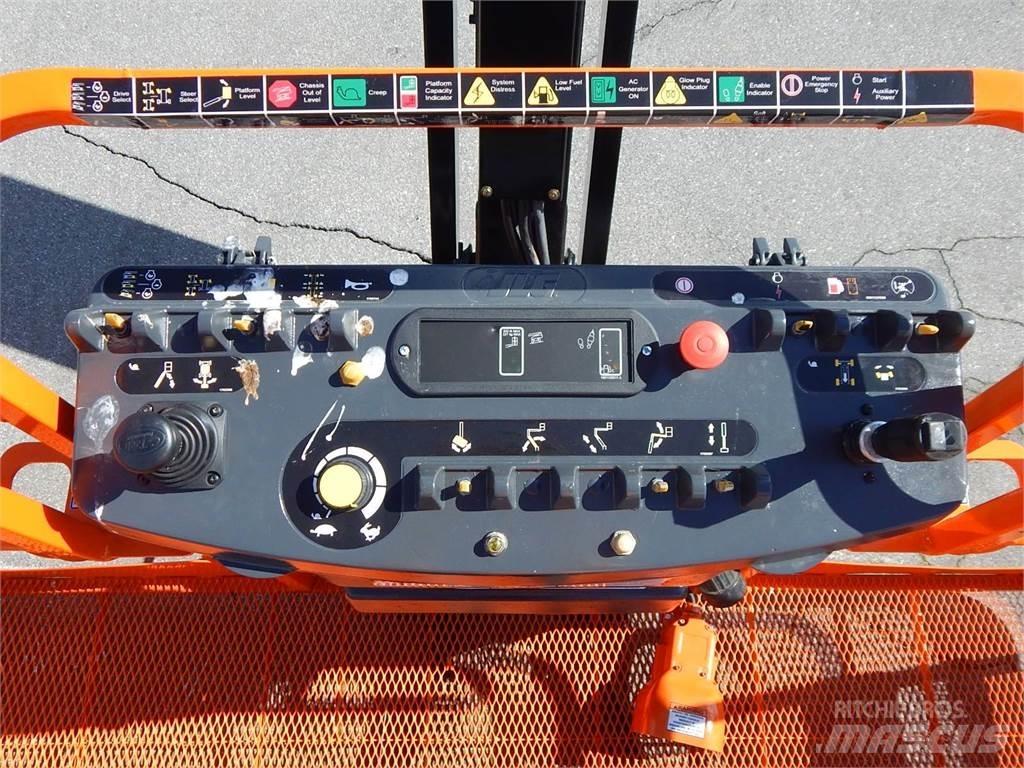 JLG 860SJ ブームリフト　直伸型