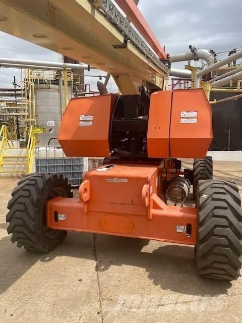 JLG 860SJ ブームリフト　屈伸型