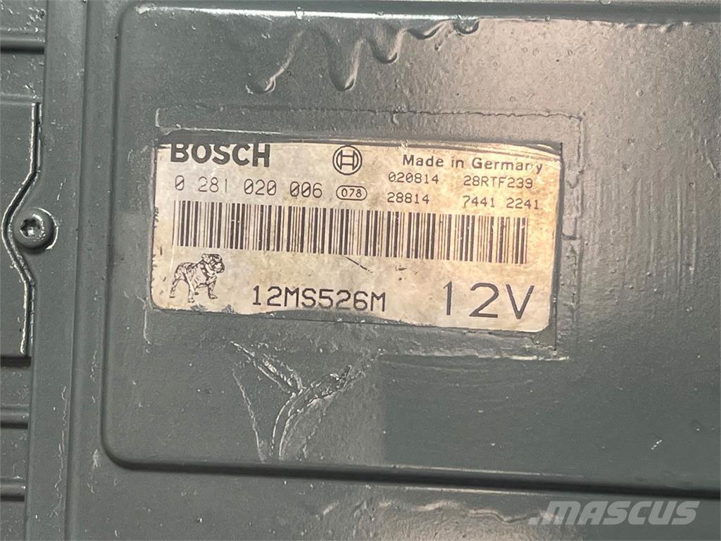 Mack AMI 電子機器