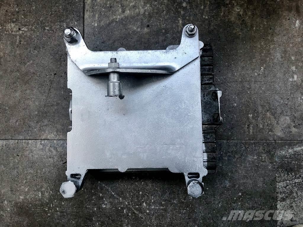 Mack E TECK 電子機器