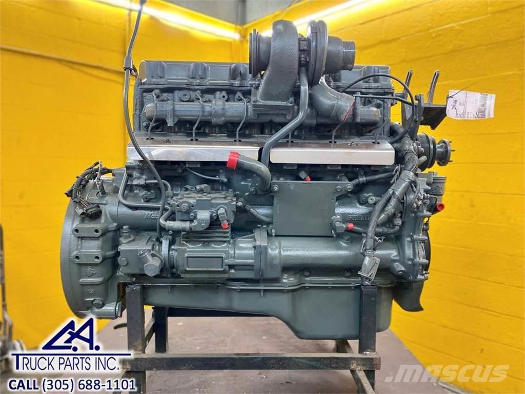 Mack E7 エンジン