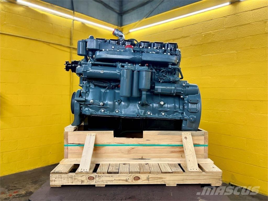 Mack E7 エンジン