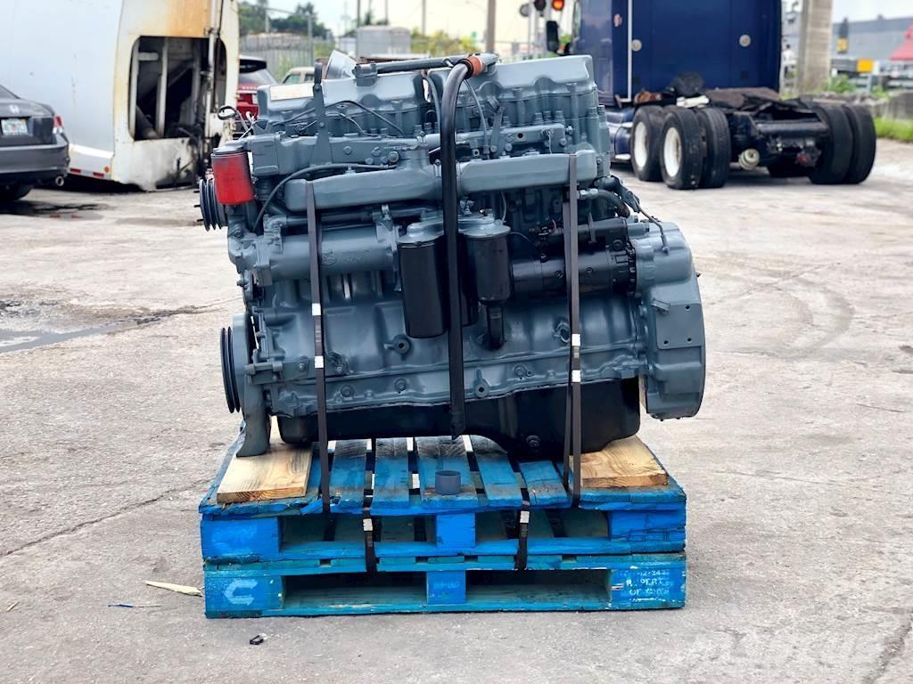 Mack E7-350 エンジン