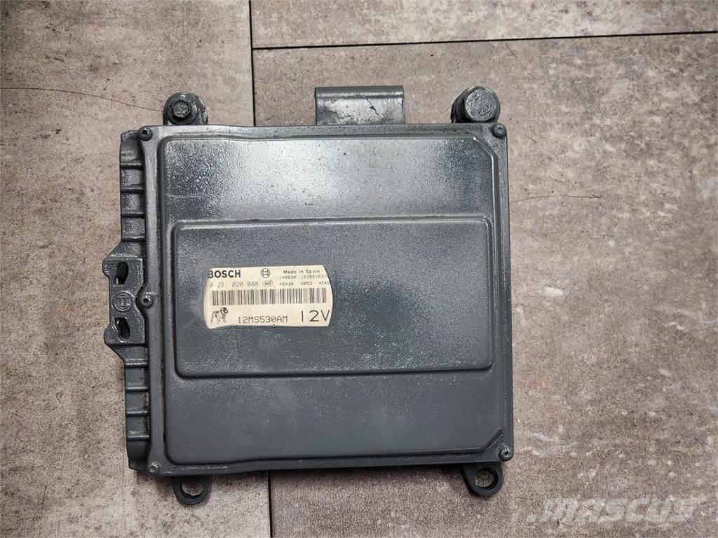 Mack N/A 電子機器
