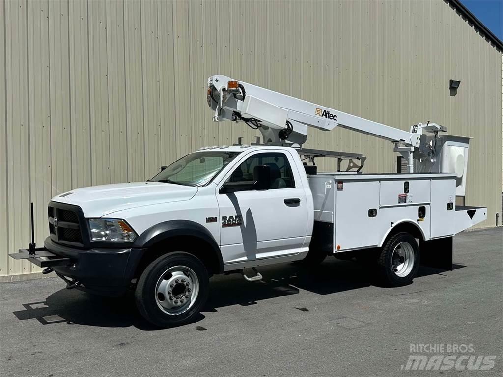 RAM 4500 トラック高所作業車