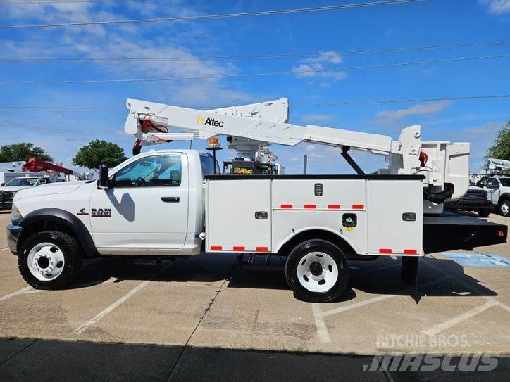 RAM 5500 トラック高所作業車