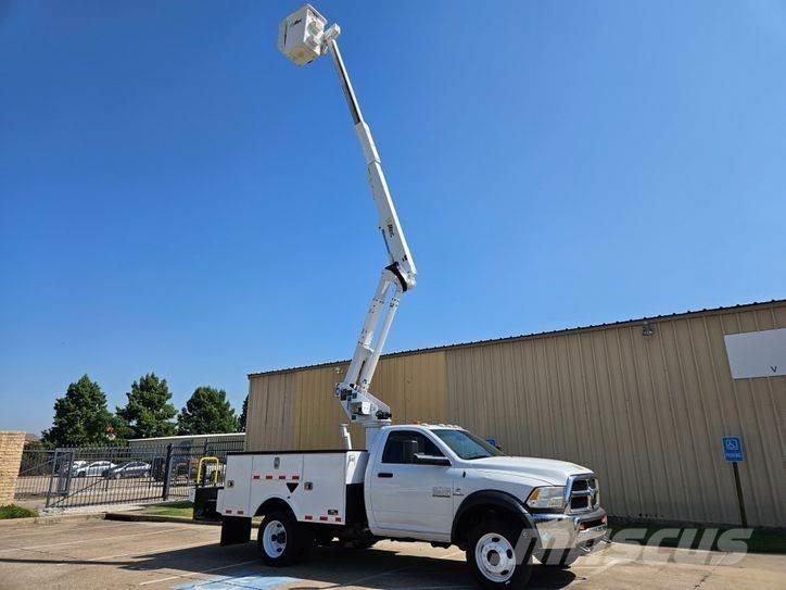 RAM 5500 トラック高所作業車