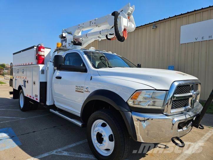 RAM 5500 トラック高所作業車