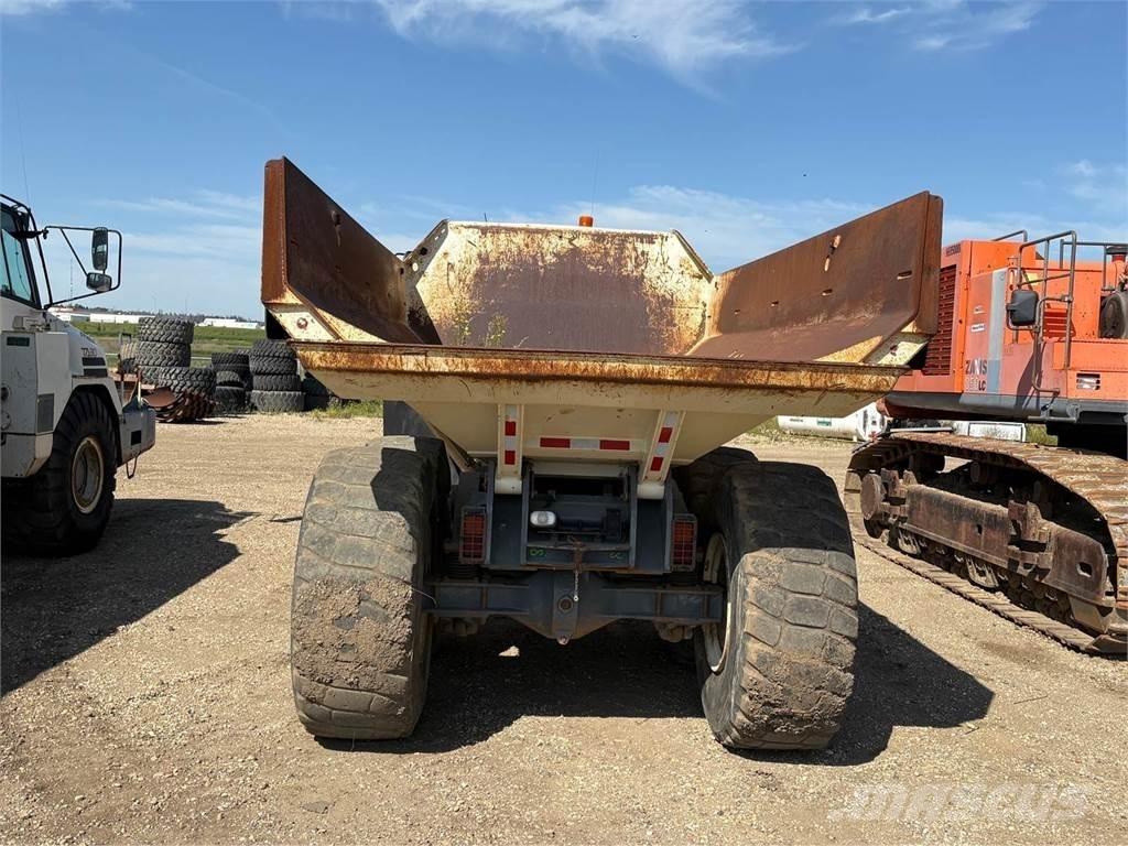 Terex TA30 アーティキュレート式ダンプトラック