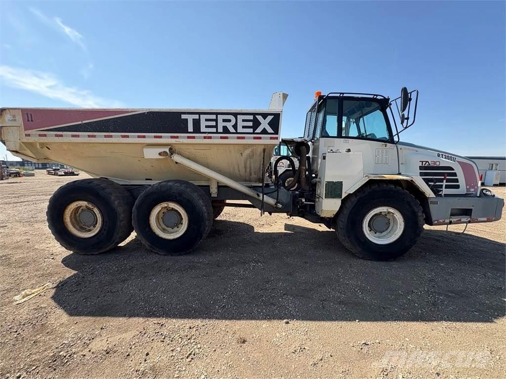 Terex TA30 アーティキュレート式ダンプトラック