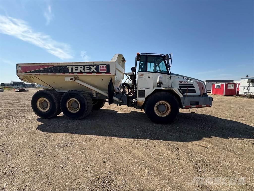 Terex TA30 アーティキュレート式ダンプトラック
