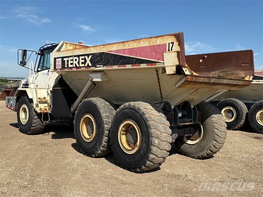 Terex TA30 アーティキュレート式ダンプトラック