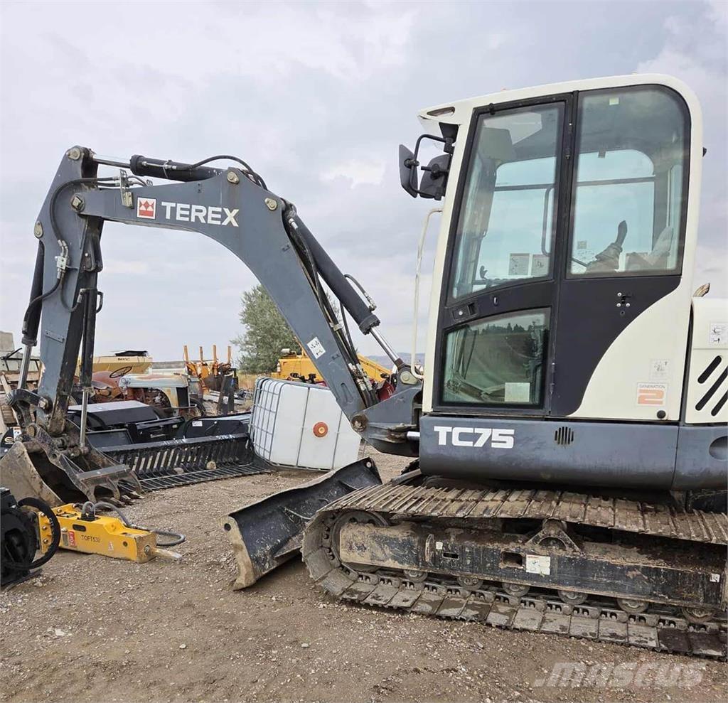 Terex TC75 大型油圧ショベル12t以上（パワーショベル・ユンボ）